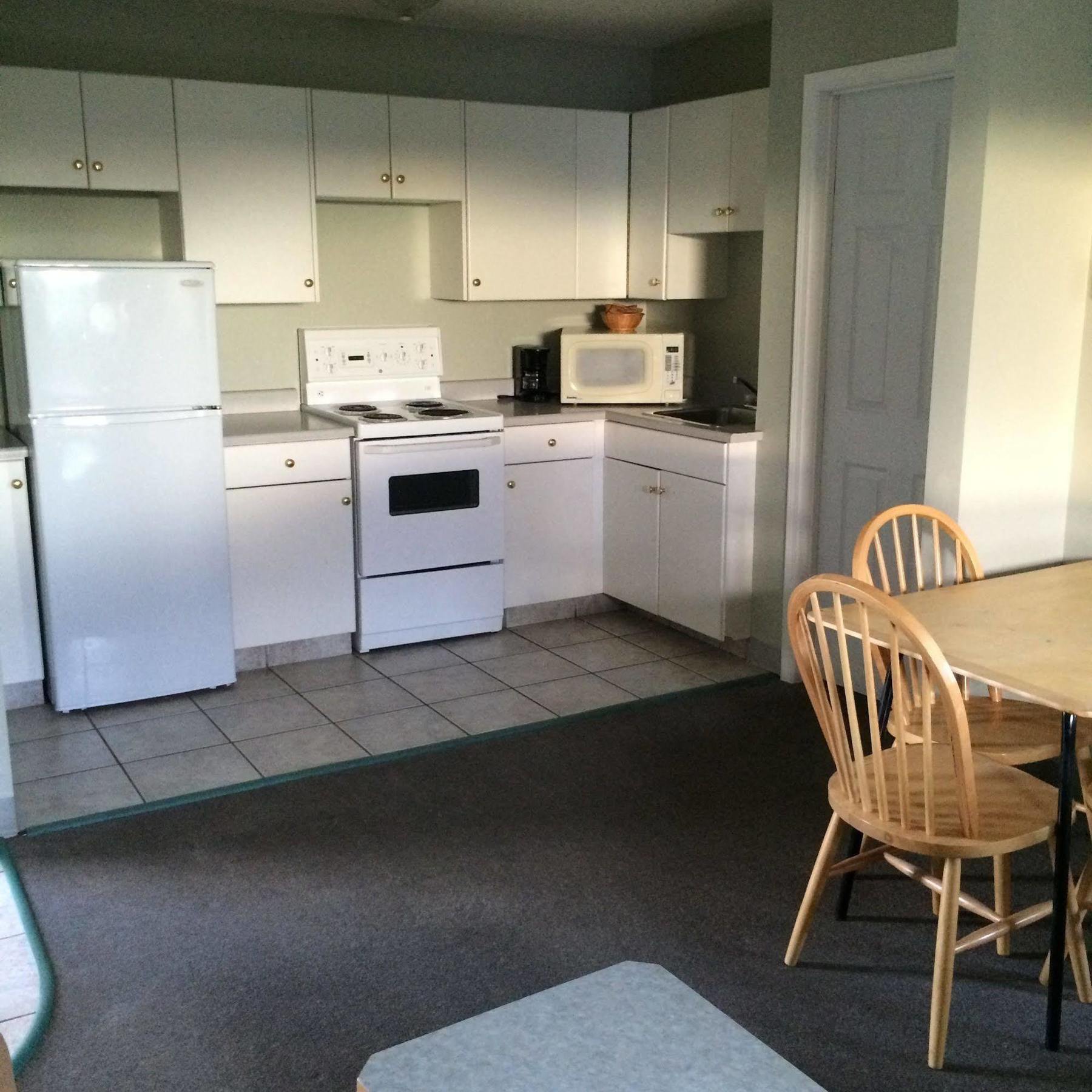 Raccoon Lodge Motel Sylvan Lake Extérieur photo